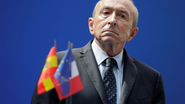 Fransa eski İçişleri Bakanı Collomb'un evinde 'yolsuzluk' araması Fransa eski İçişleri Bakanı Collomb'un evinde 'yolsuzluk' araması