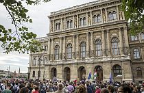 Benyújtották a törvényjavaslatot, elveszik a kutatóintézeteket az MTA-tól