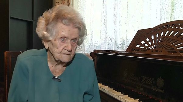 108-летняя пианистка из Кракова 108-летняя пианистка из Кракова