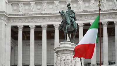 Италию накажут за госдолг 