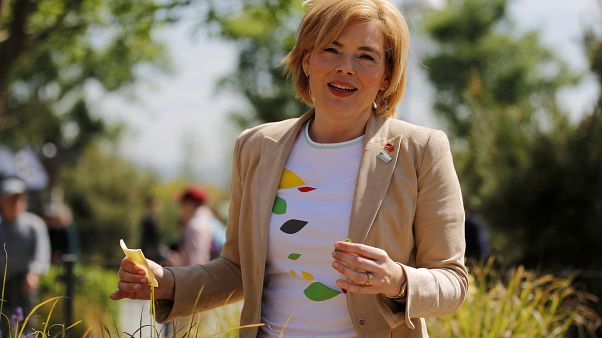 Wenn Julia Klöckner ein Video mit Nestlé macht und im Shitstorm endet Wenn Julia Klöckner ein Video mit Nestlé macht und im Shitstorm endet