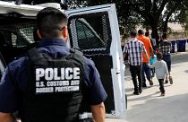 مهاجرون من أمريكا الوسطى يصلون إلى ملجإ في سان فرنسيسكو