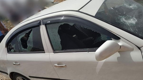 فضحتهم كاميرات المراقبة.. مستوطنون يعتدون على قرية فلسطينية في يوم عيد الفطر فضحتهم كاميرات المراقبة.. مستوطنون يعتدون على قرية فلسطينية في يوم عيد الفطر