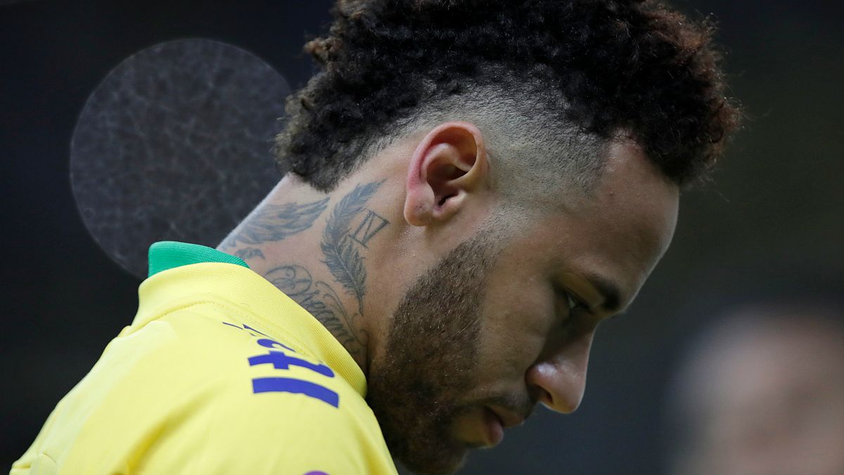 Mastercard tecavüzle suçlanan Neymar'ın reklam kampanyasını iptal etti