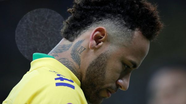 Mastercard tecavüzle suçlanan Neymar'ın reklam kampanyasını iptal etti Mastercard tecavüzle suçlanan Neymar'ın reklam kampanyasını iptal etti
