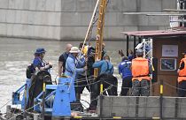 Dunai hajóbaleset: zajlik a kiemelés előkészítése