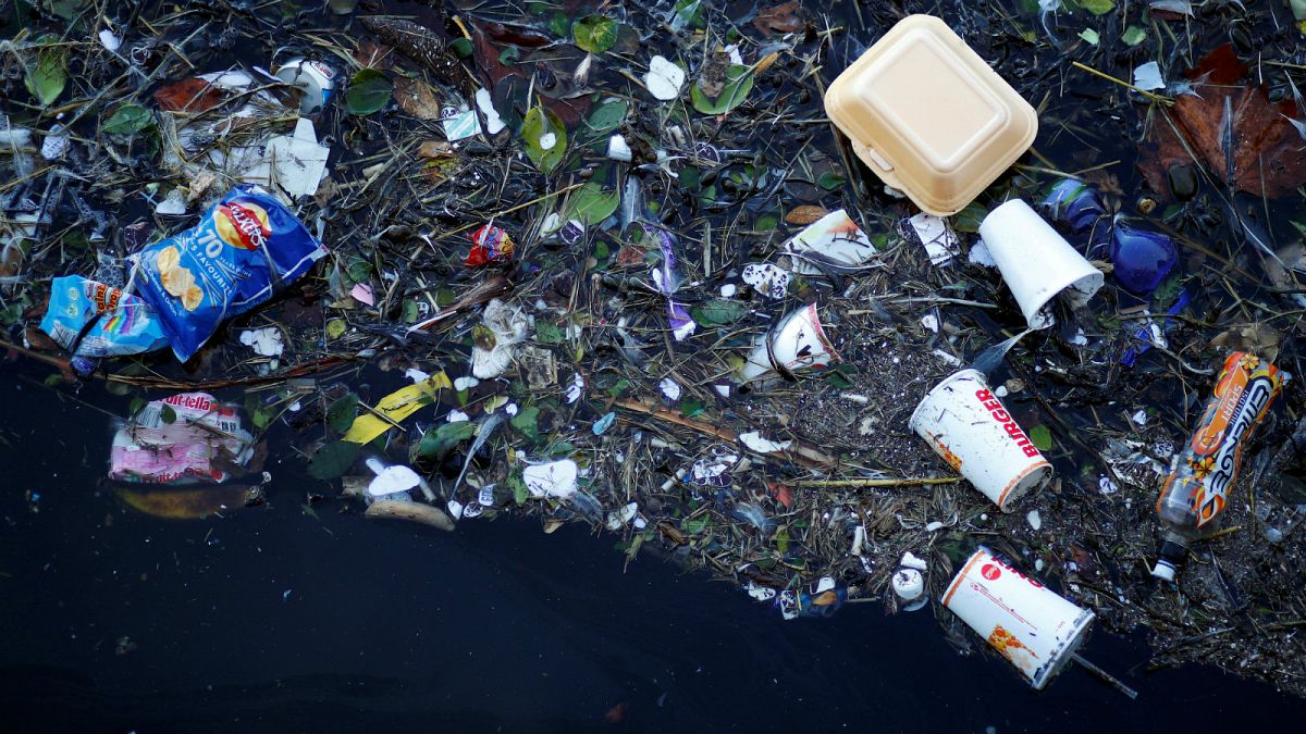Türkiye'den Akdeniz'e her yıl 110 bin ton plastik atık karışıyor