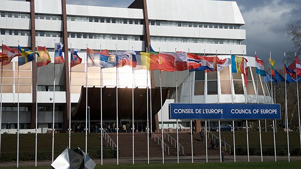 Απέτυχε η Τουρκία να 'κλείσει' την υπόθεση Λοϊζίδου στην Επιτροπή Υπουργών ΣτΕ Απέτυχε η Τουρκία να 'κλείσει' την υπόθεση Λοϊζίδου στην Επιτροπή Υπουργών ΣτΕ