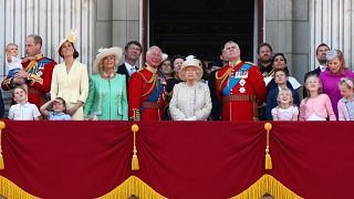 Família real celebra o aniversário oficial da Rainha Isabel II