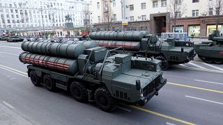 واشنطن تمهل تركيا حتى نهاية تموز لتتخلى عن شراء صواريخ إس-400 الروسية المتطورة