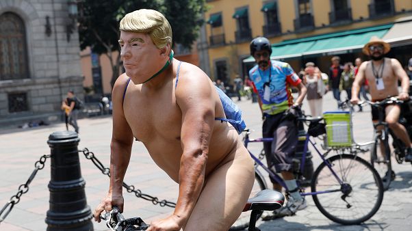 Mexiko-Stadt: Nackt-Protest für bessere Radwege Mexiko-Stadt: Nackt-Protest für bessere Radwege