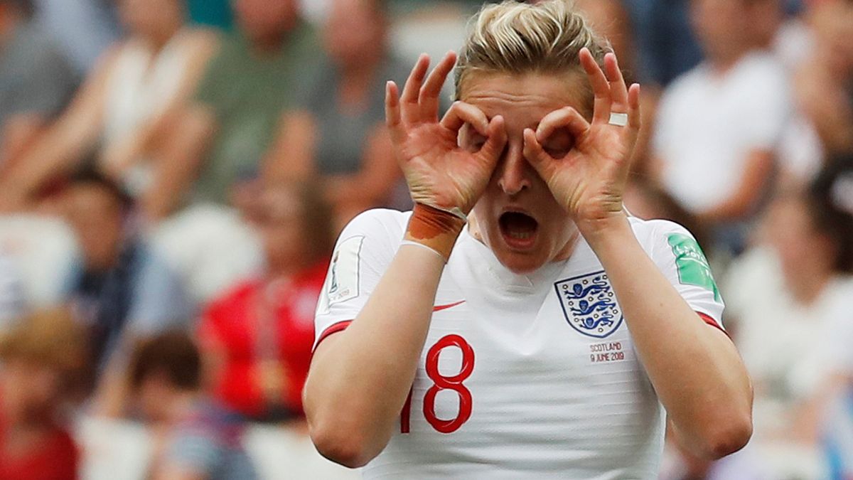 2019 Women's World Cup: England beat rivals Scotland in opener