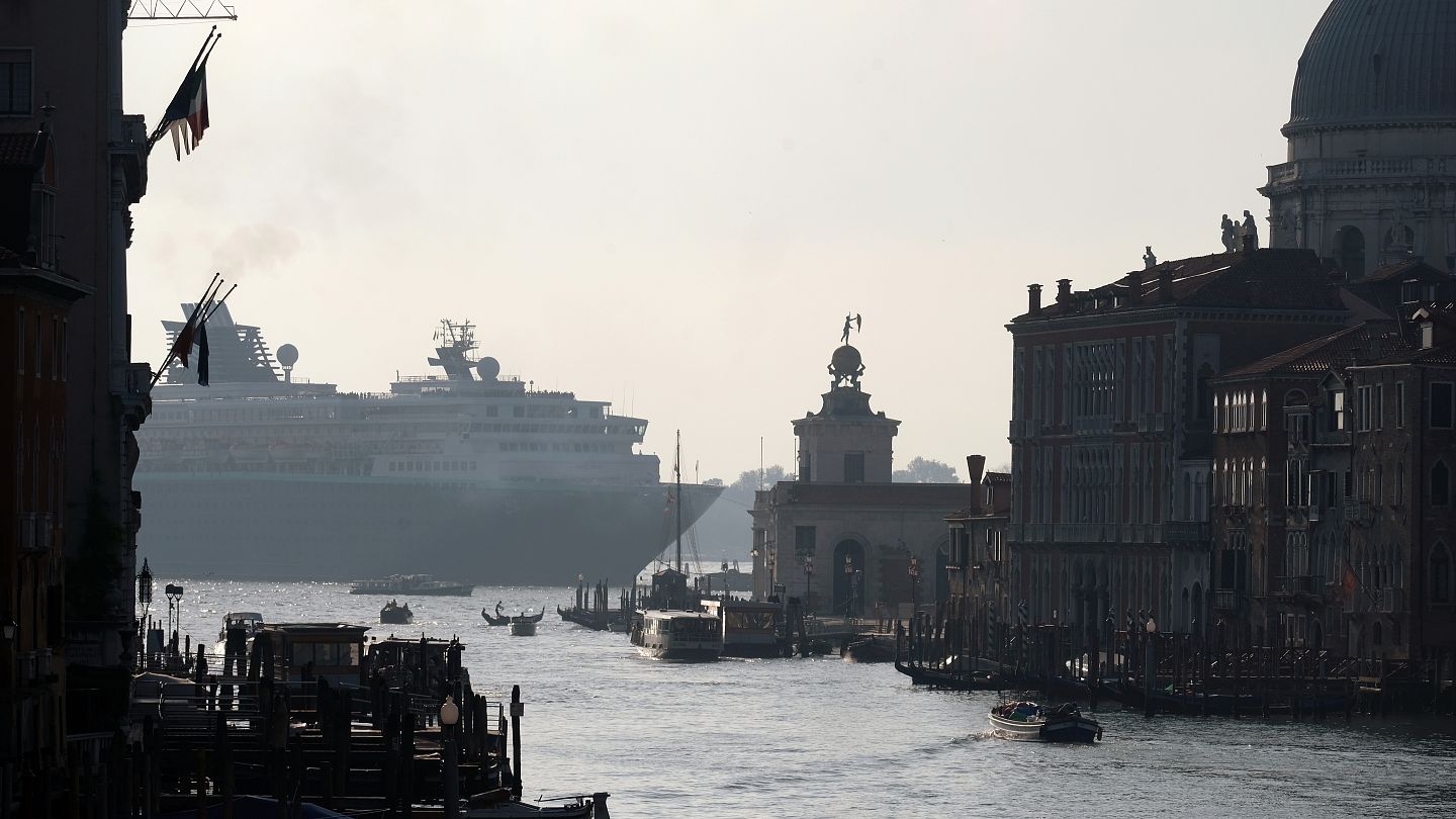 Морские круизы во вред экологии