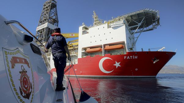 Türkiye'den Güney Kıbrıs yönetimine 'Fatih sondaj gemisi çalışanlarına tutuklama kararı' tepkisi Türkiye'den Güney Kıbrıs yönetimine 'Fatih sondaj gemisi çalışanlarına tutuklama kararı' tepkisi