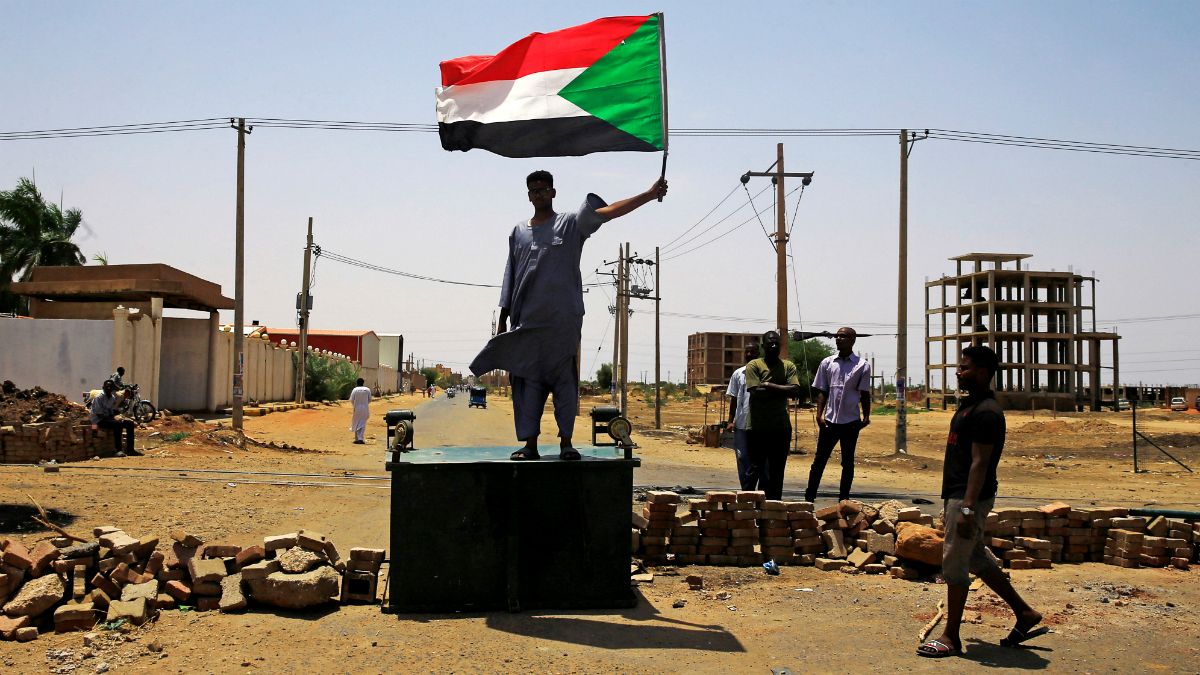 معترضان به شورای نظامی حاکم بر سودان