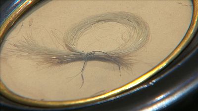 Lock of Beethoven's hair goes up for auction