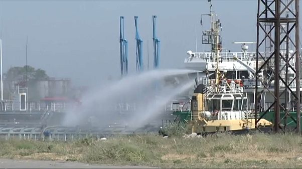 Взрыв на танкере в России Взрыв на танкере в России