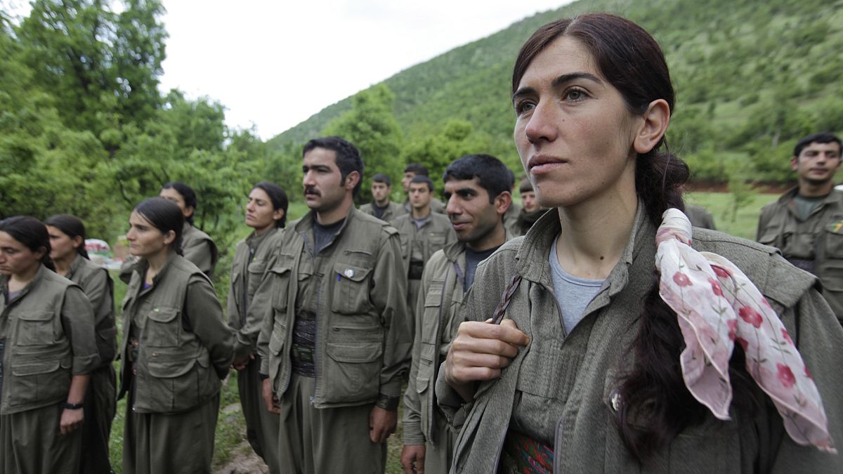 مقاتلون من حزب العمال الكردستاني بمنطقة في شمال العراق 