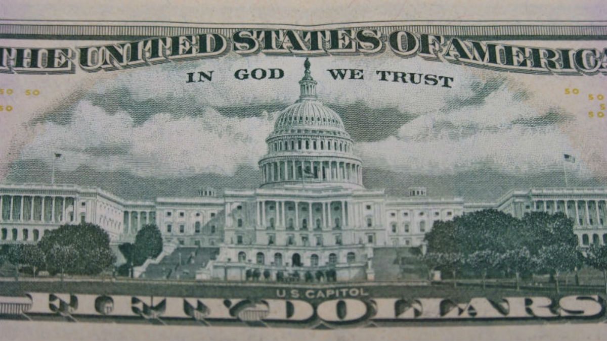 مخالفت دیوان عالی آمریکا با حذف «ما به خدا ایمان داریم» از روی دلار