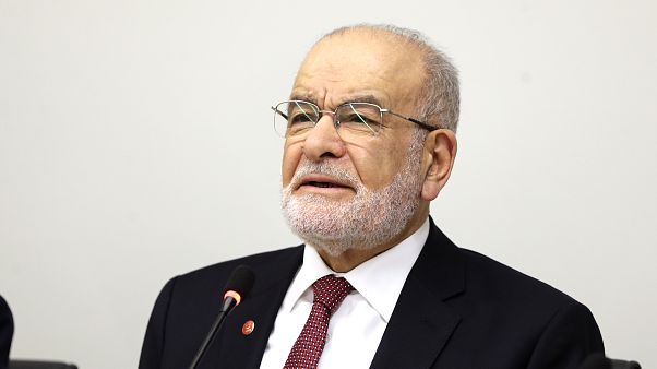 Saadet Partisi Genel Başkanı Temel Karamollaoğlu Saadet Partisi Genel Başkanı Temel Karamollaoğlu