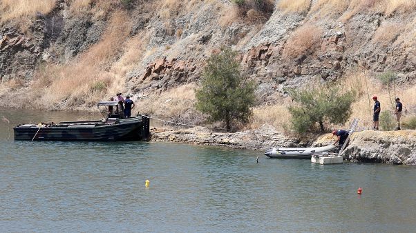 Κύπρος - Δολοφονίες: «Πράσινο φως» για την άντληση νερού από τη λίμνη Μεμί Κύπρος - Δολοφονίες: «Πράσινο φως» για την άντληση νερού από τη λίμνη Μεμί