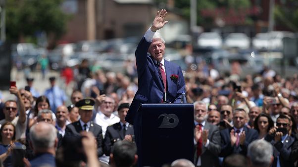 Le Kosovo célèbre ses "20 ans de liberté" en présence de Bill Clinton Le Kosovo célèbre ses "20 ans de liberté" en présence de Bill Clinton