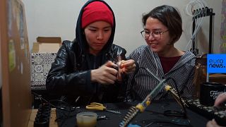 Девушки строят первый киргизский спутник