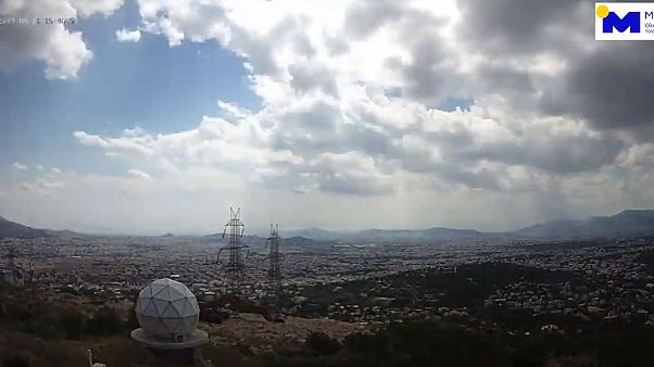 Βίντεο του Meteo από την καλοκαιρινή καταιγίδα της Τρίτης στην Αθήνα Βίντεο του Meteo από την καλοκαιρινή καταιγίδα της Τρίτης στην Αθήνα