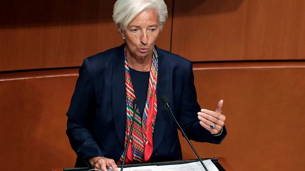 FMI desembolsa mais de 200 milhões de euros para Angola FMI desembolsa mais de 200 milhões de euros para Angola