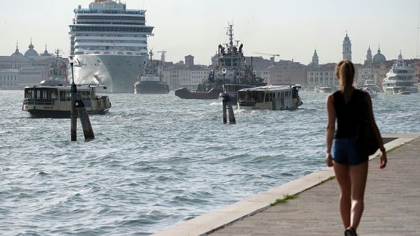 Bankkártyával adakozhatnak a turisták Velencében, Velencéért Bankkártyával adakozhatnak a turisták Velencében, Velencéért