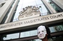 Τον Φεβρουάριο η δίκη έκδοσης του Ασάνζ