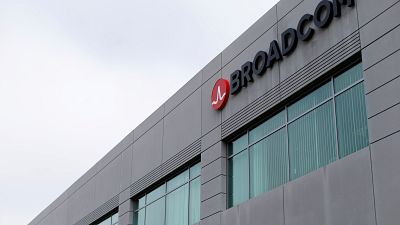 Broadcom теряет прибыль