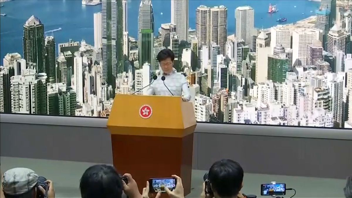 Hong Kong: la legge sulle estradizioni è sospesa