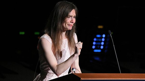 Amanda Knox, dönmeyeceğim dediği İtalya'ya giderek cinayet davasında yaşadıklarını anlattı Amanda Knox, dönmeyeceğim dediği İtalya'ya giderek cinayet davasında yaşadıklarını anlattı