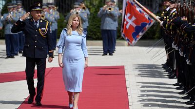 شاهد: ناشطة في مكافحة الفساد تصبح أول رئيسة لسلوفاكيا