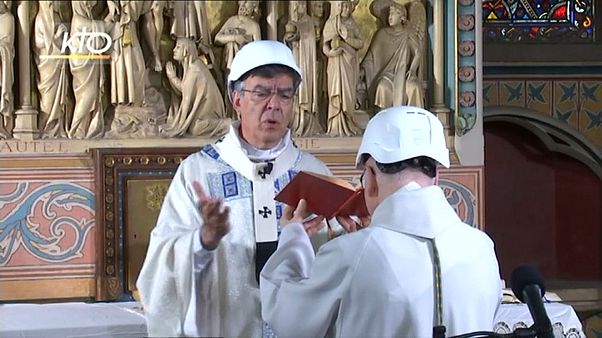 Újra mise volt a Notre-Dame-ban Újra mise volt a Notre-Dame-ban
