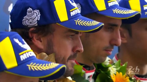 Fernando Alonso újra világbajnok Fernando Alonso újra világbajnok