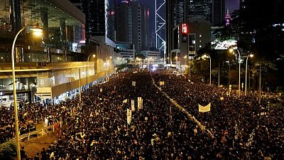 Hongkong történetének legnagyobb tüntetésén követelték a kiadatási törvény visszavonását