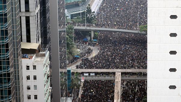 Hong Kong protesters chant 'Do you hear the people sing?' Hong Kong protesters chant 'Do you hear the people sing?'