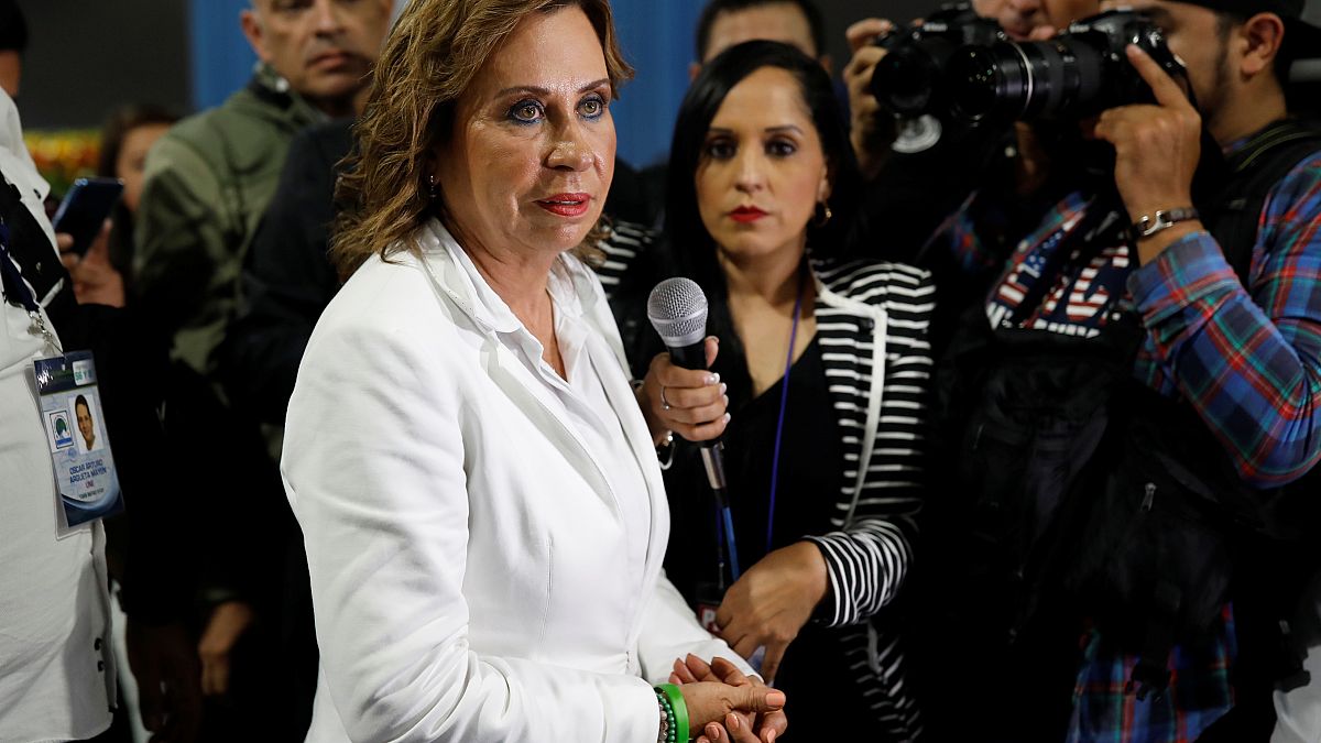 Гватемалу ожидает второй тур президентских выборов 