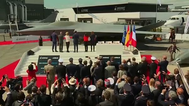 Neuer europäischer Kampfjet geht an den Start Neuer europäischer Kampfjet geht an den Start