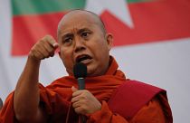 Müslümanlara yönelik şiddeti körüklediği iddia edilen rahibin yargılanmasına Budistlerden kınama