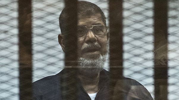 محمد مُرسی، رئیس جمهوری سابق مصر در جلسه دادگاه درگذشت محمد مُرسی، رئیس جمهوری سابق مصر در جلسه دادگاه درگذشت
