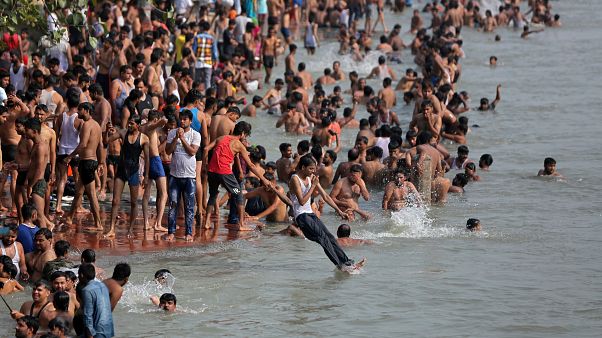 Ινδία: 78 νεκροί σε 48 ώρες λόγω καύσωνα Ινδία: 78 νεκροί σε 48 ώρες λόγω καύσωνα
