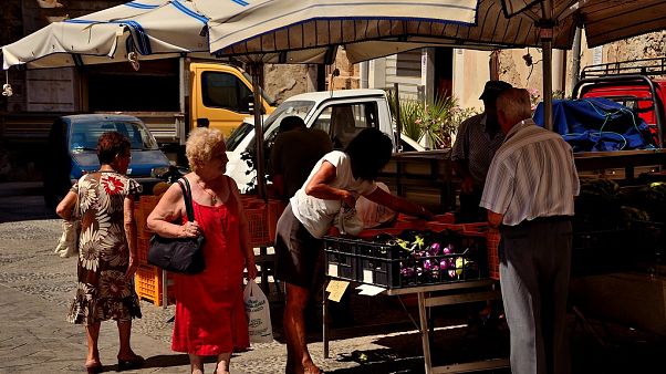 Istat: 5 milioni di poveri in Italia, record dal 2005, ma stabile rispetto al 2017 Istat: 5 milioni di poveri in Italia, record dal 2005, ma stabile rispetto al 2017