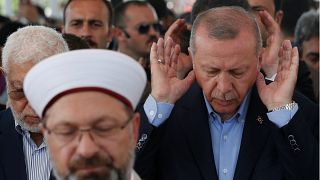 اردوغان پس از اقامه نماز میت غیابی: مُرسی به مرگ طبیعی نمرده است