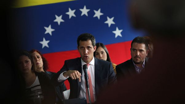 Dos colaboradores de Guaidó acusados de malversar fondos Dos colaboradores de Guaidó acusados de malversar fondos