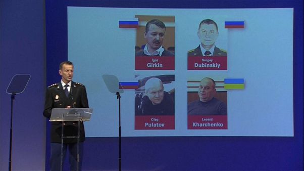 Queda do MH17 : Mandados de Captura Internacionais para 4 suspeitos Queda do MH17 : Mandados de Captura Internacionais para 4 suspeitos