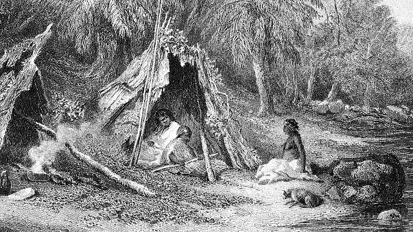 رسم من القرن التاسع عشر يُظهر نمط حياة السكان الأصليين في المناطق الأكثر برودة بأستراليا في وقت الاستيطان الأوروبي رسم من القرن التاسع عشر يُظهر نمط حياة السكان الأصليين في المناطق الأكثر برودة بأستراليا في وقت الاستيطان الأوروبي