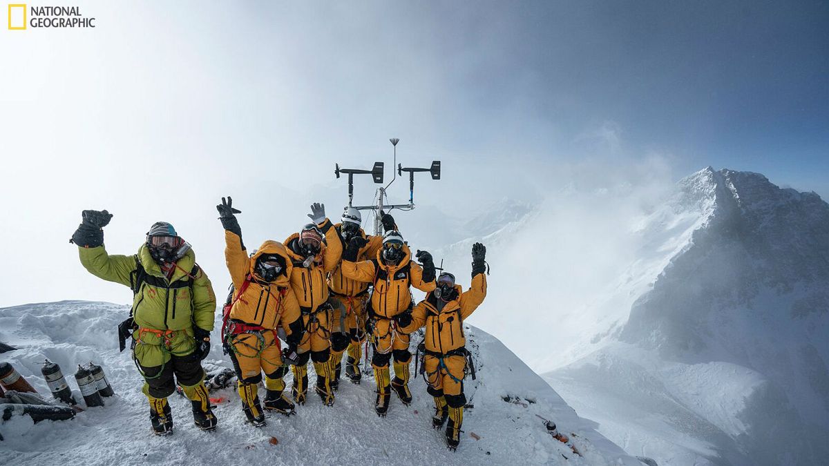 World's highest-operating weather stations installed on Mount Everest | Euronews